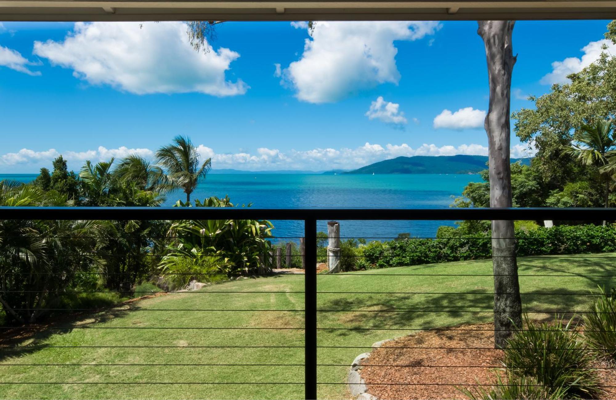 Freedom Shores Resort Airlie Beach Cannon Valley Екстериор снимка